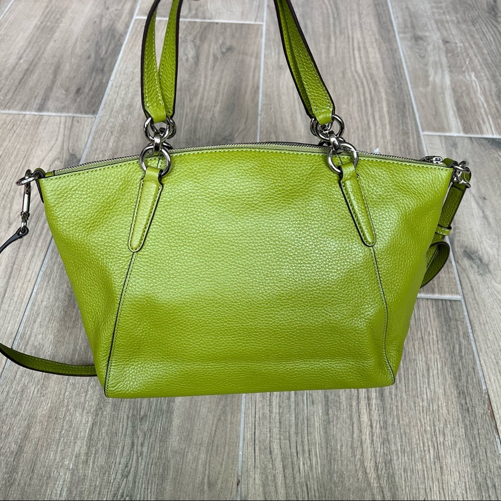 Brand new COACH SMALL KELSEY - Picture 4 of 9